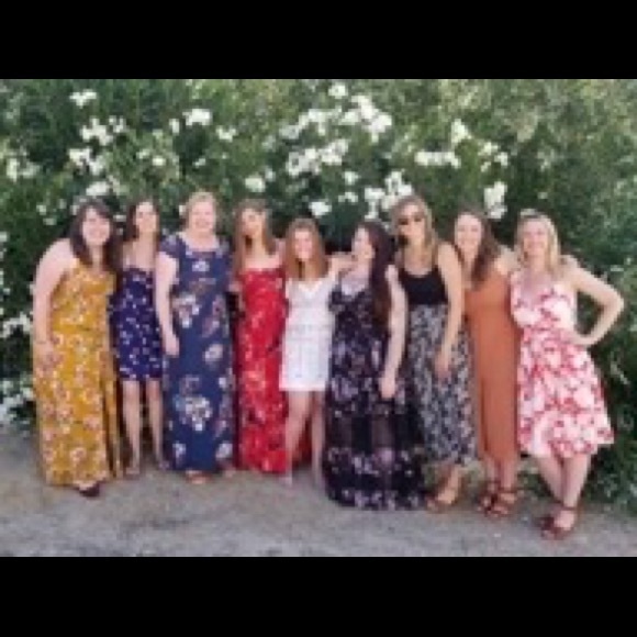 Meet your Posher, Michelle - Picture 2 of 6